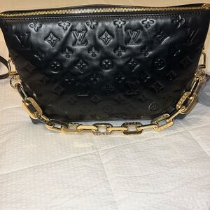 COUSSIN LEATHER CROSSBODY BAG ❤️(AAA+